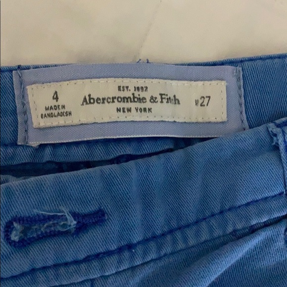 Shorts - Picture 2 of 4